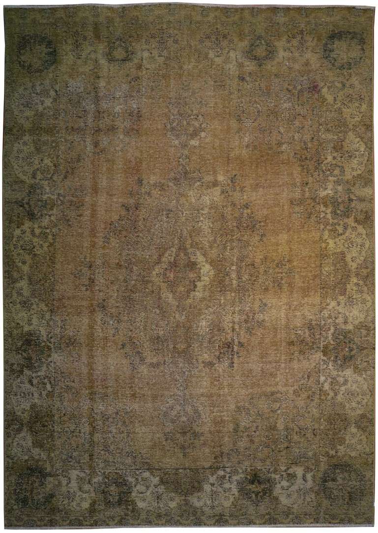 8' 8" x 12' 7" Pakistan Vintage Rug image 0