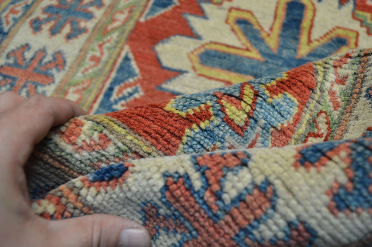 2' 7" x 4' 4" Pakistan Kazak Rug image 11