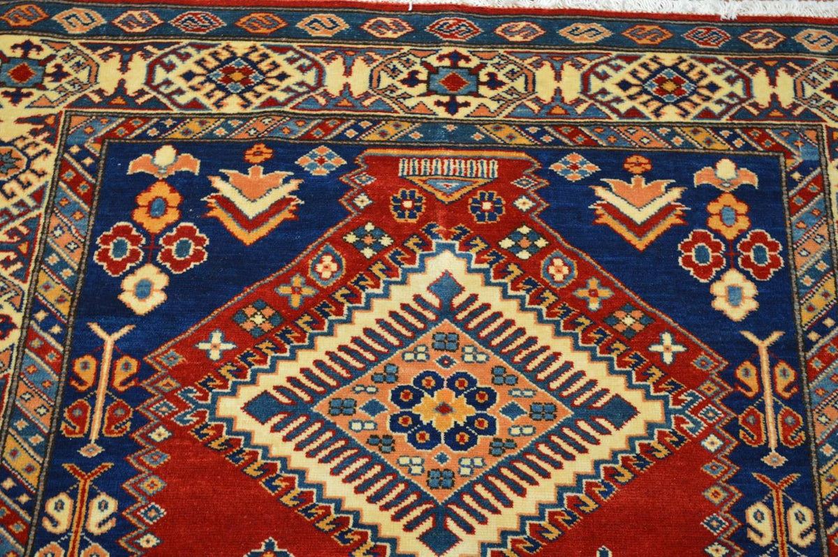 4' 2" x 6' 4" Pakistan Shirvan Rug image 7