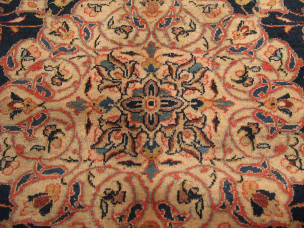 8' 0" x 11' 6" Persian Sarouk Rug image 2