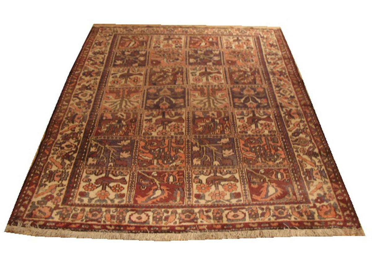 5' 5" x 6' 1" Persian Bakhtiari Rug image 0