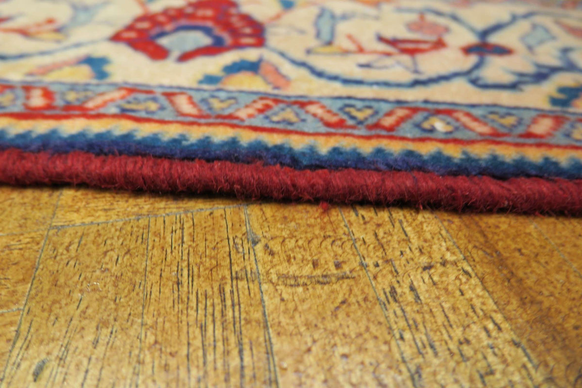 3' 6" x 3' 7" Persian Sarouk Rug image 9