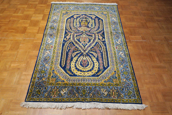 3' 5" x 5' 6" Persian Qoumsheh Rug image 9