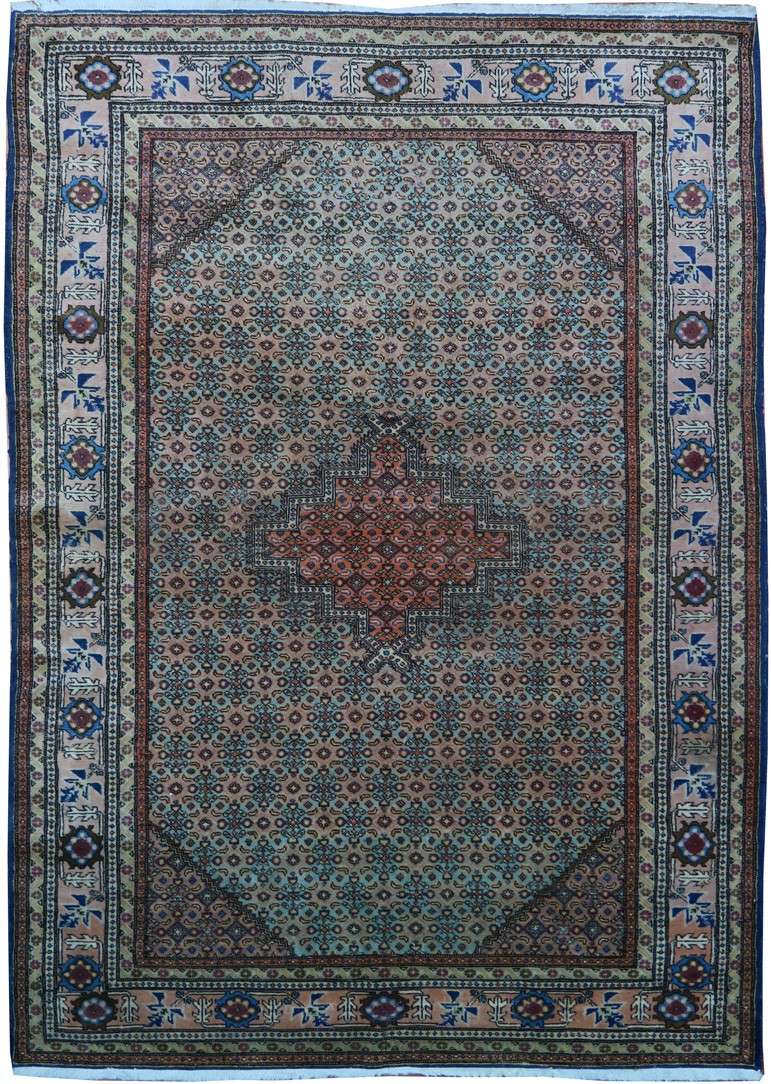 6' 6" x 9' 4" Persian Ardabil Rug image 0