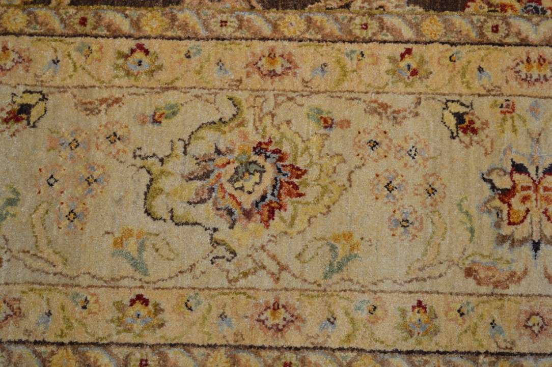 9' 0" x 12' 0" India Sultanabad Rug image 2