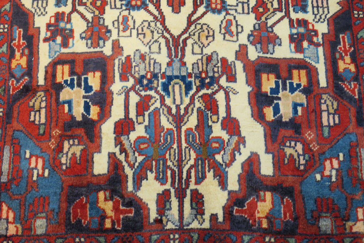 3' 4" x 6' 8" Persian Hamadan Rug image 7