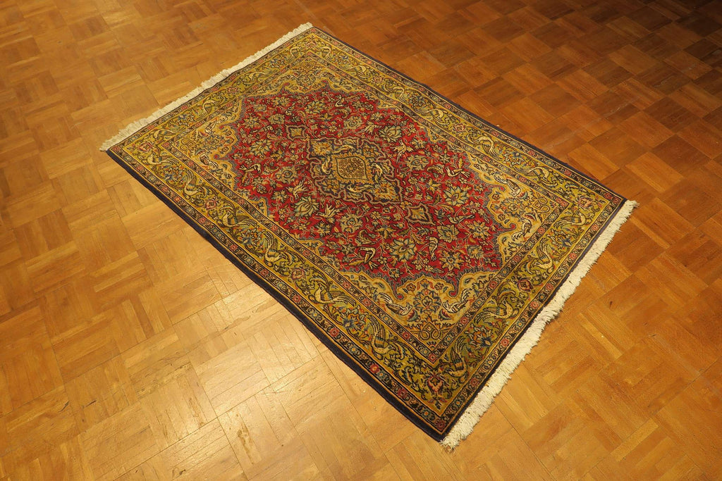 3' 4" x 4' 9" Persian Qoumsheh Rug image 2