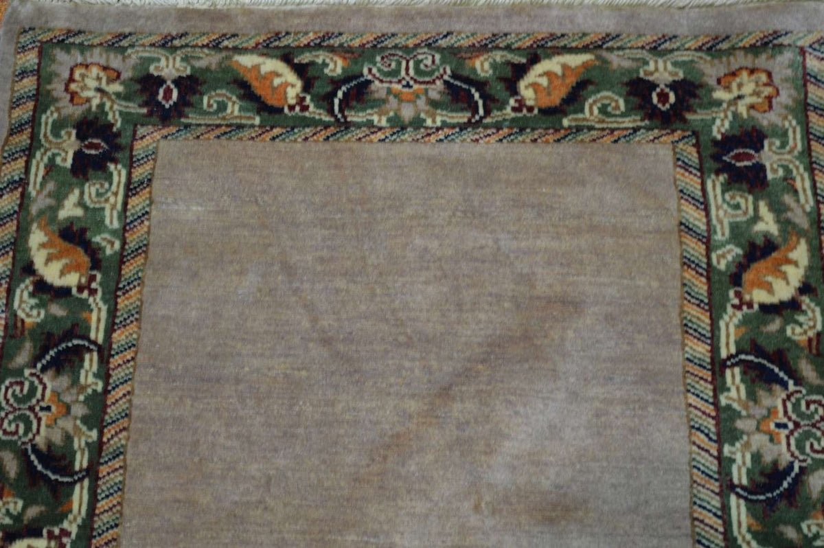 2' 4" x 4' 3" India Tabriz Rug image 8