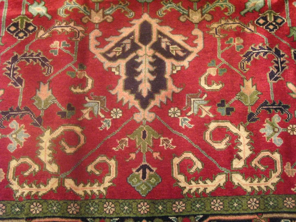 7' 4" x 10' 6" Persian Heriz Rug image 2
