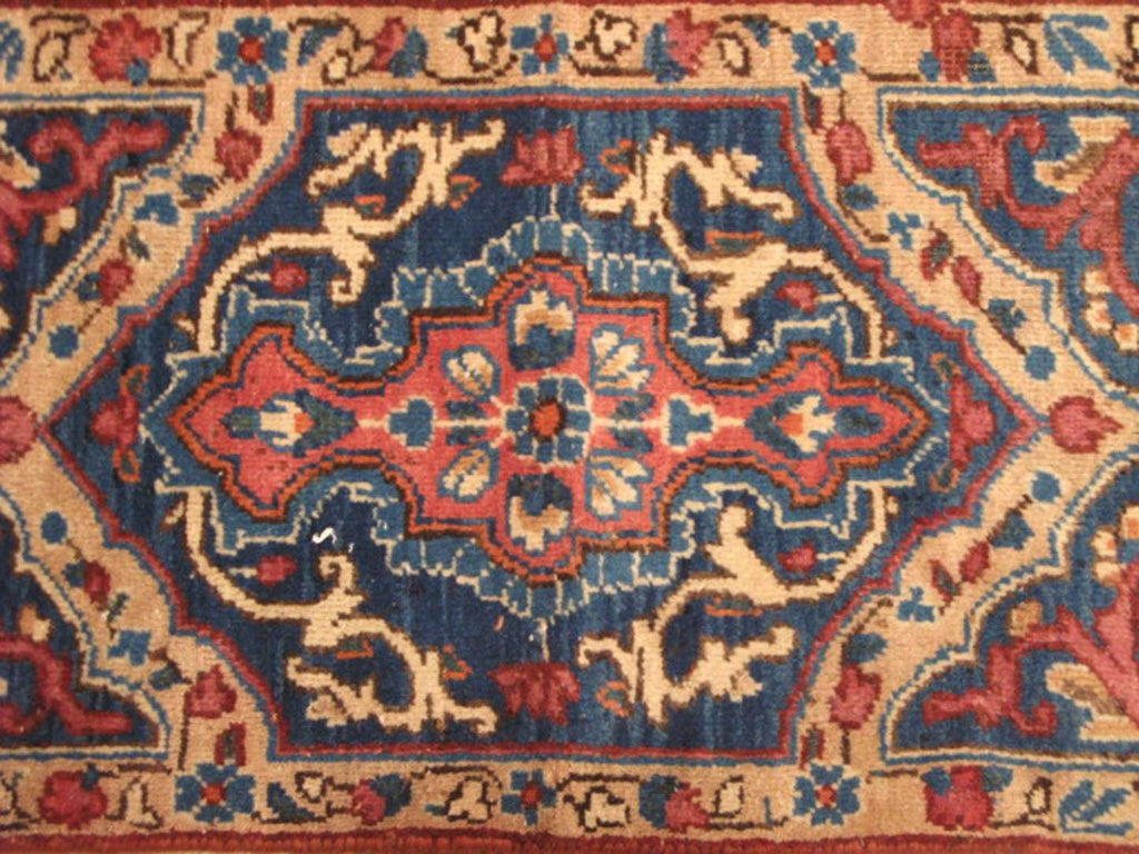 8' 8" x 11' 6" Persian Yaazd Rug image 10