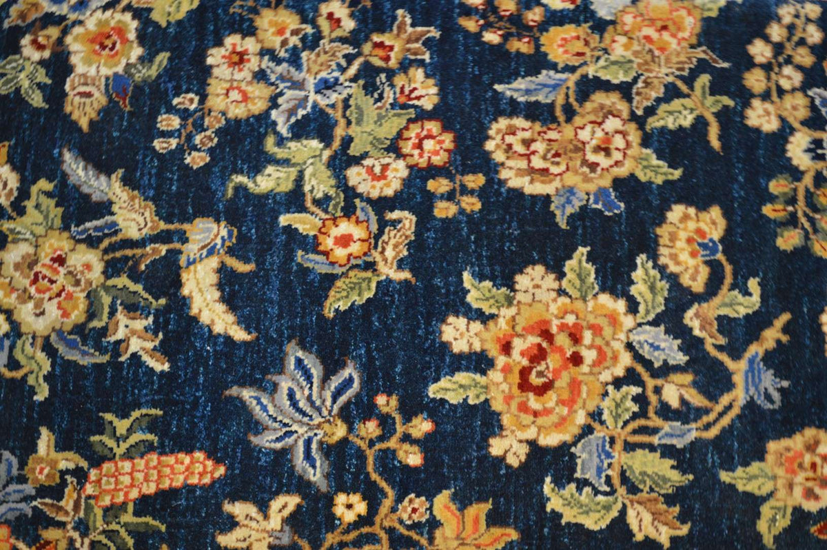 3' 0" x 5' 1" India Agra Rug image 9