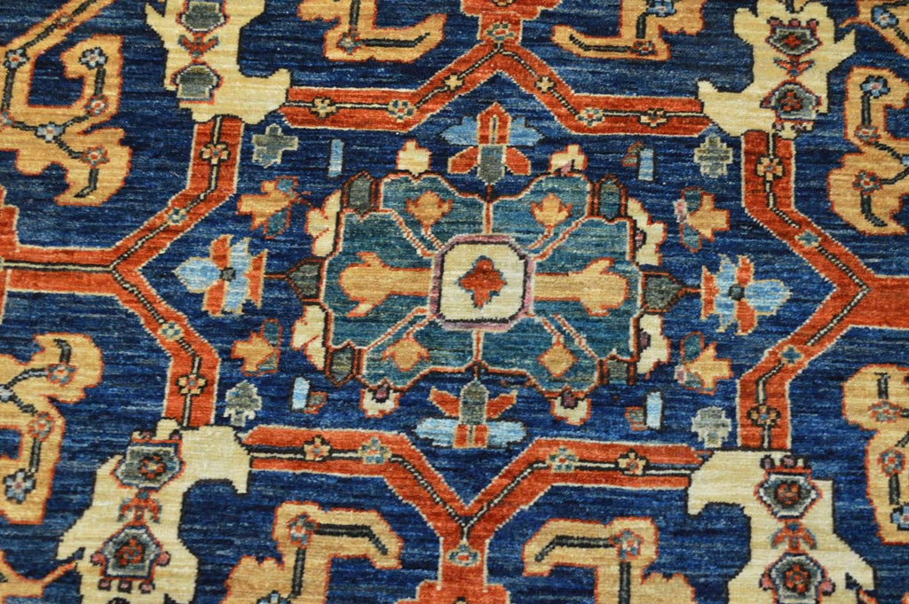 9' 0" x 11' 8" Pakistan Serapi Rug image 9