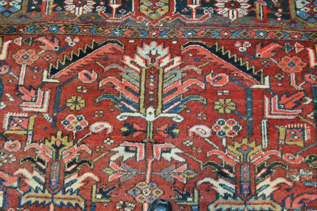 7' 8" x 10' 5" Persian Heriz Rug image 5