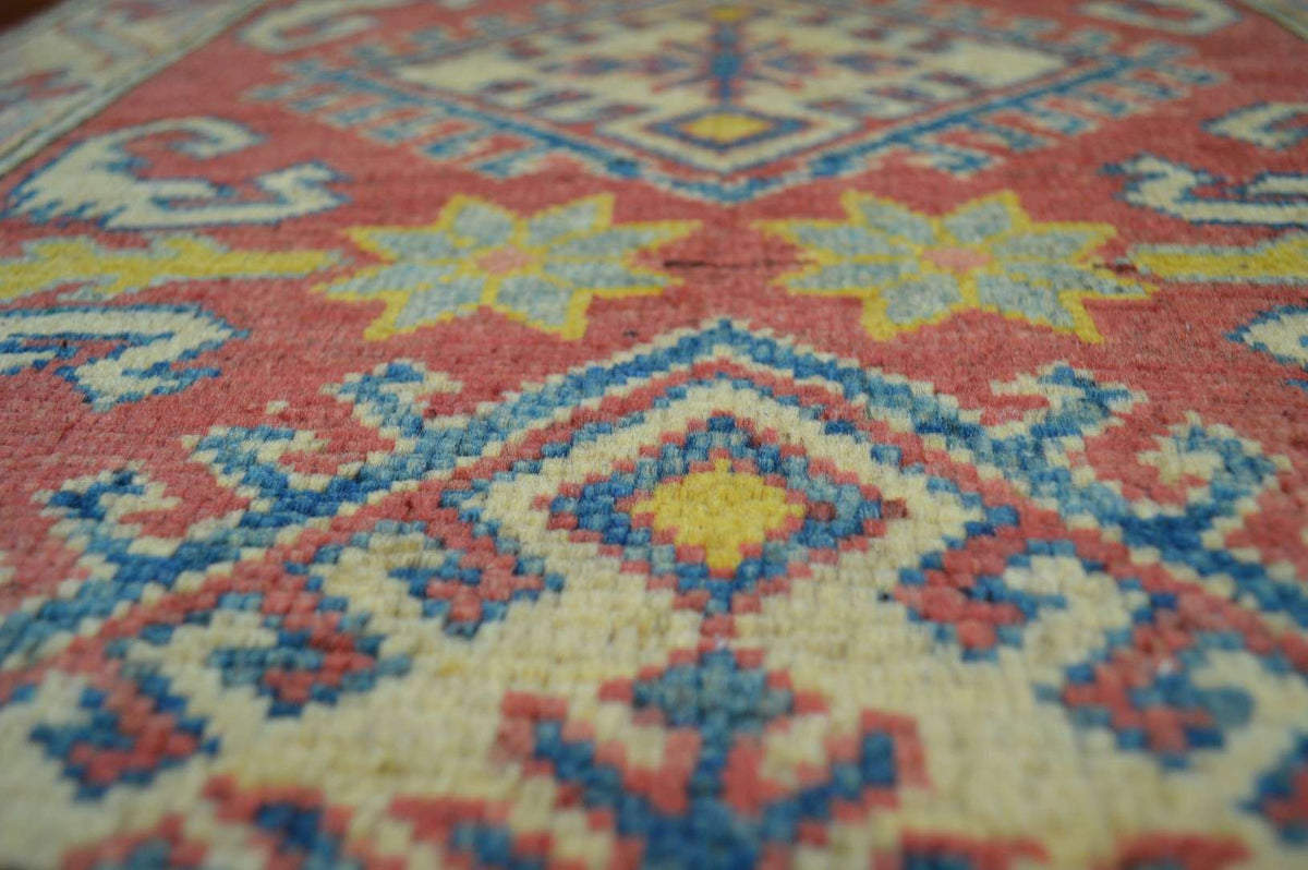 2' 1" x 2' 9" Pakistan Kazak Rug image 12