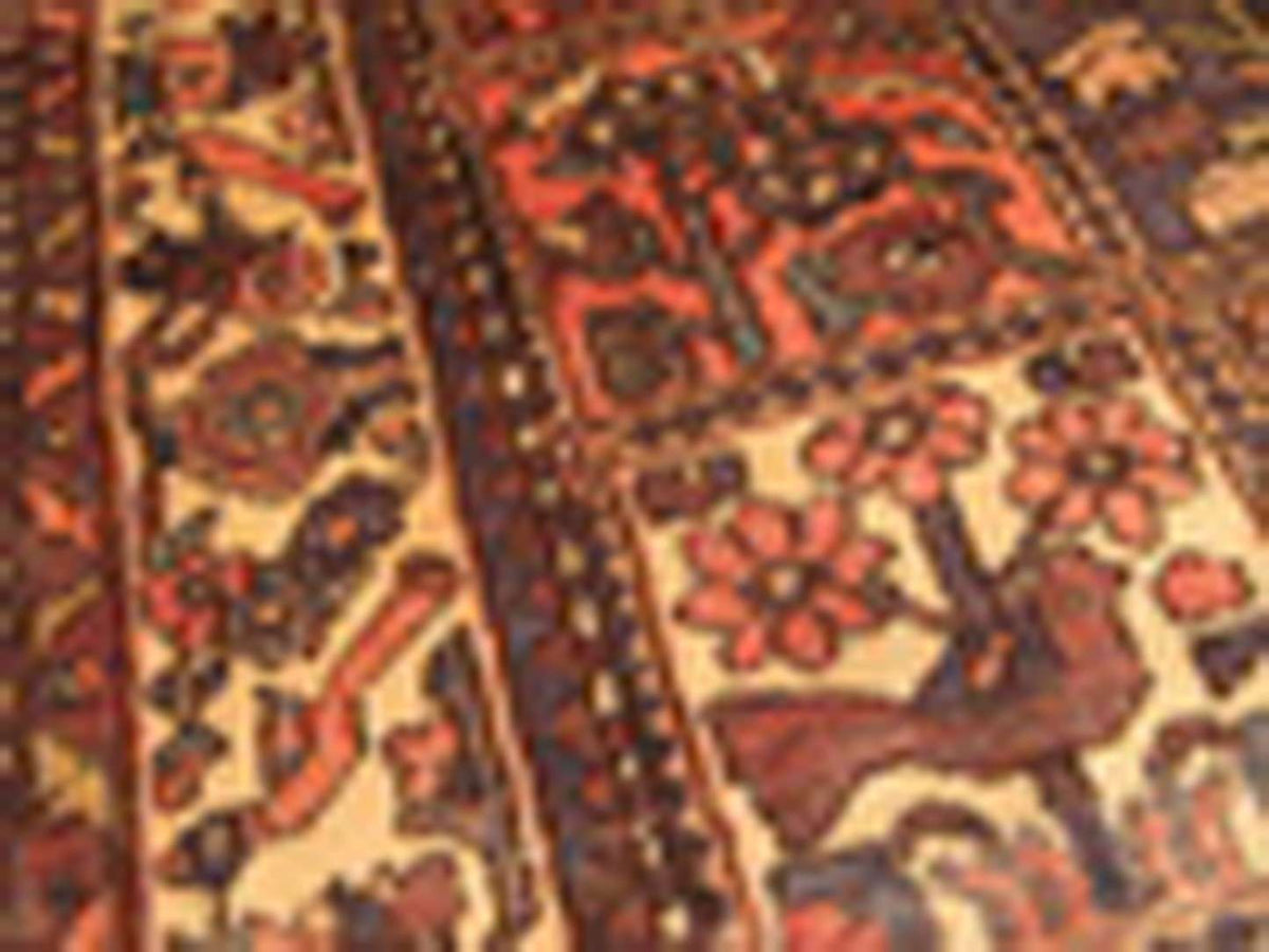 5' 5" x 6' 1" Persian Bakhtiari Rug image 5
