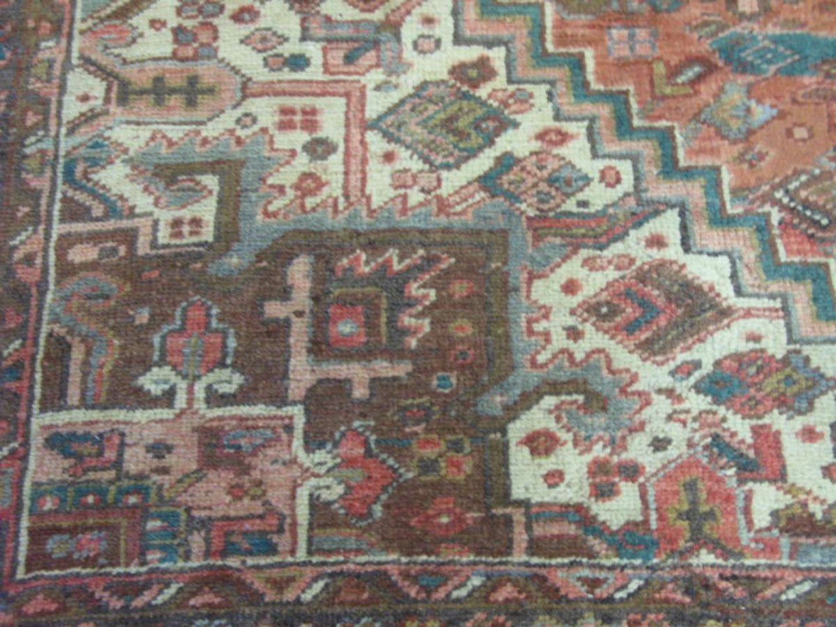 8' 2" x 11' 5" Persian Heriz Rug image 5