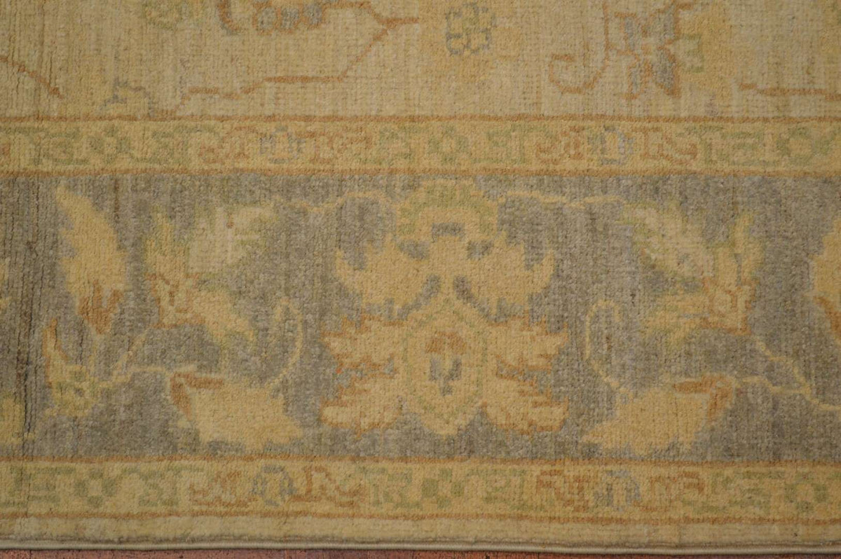 4' 8" x 7' 9" Pakistan Peshawar Rug image 2