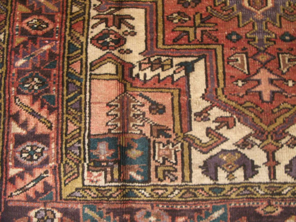 4' 7" x 7' 3" Persian Heriz Rug image 7