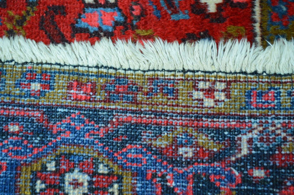 8' 0" x 10' 8" Persian Heriz Rug image 12
