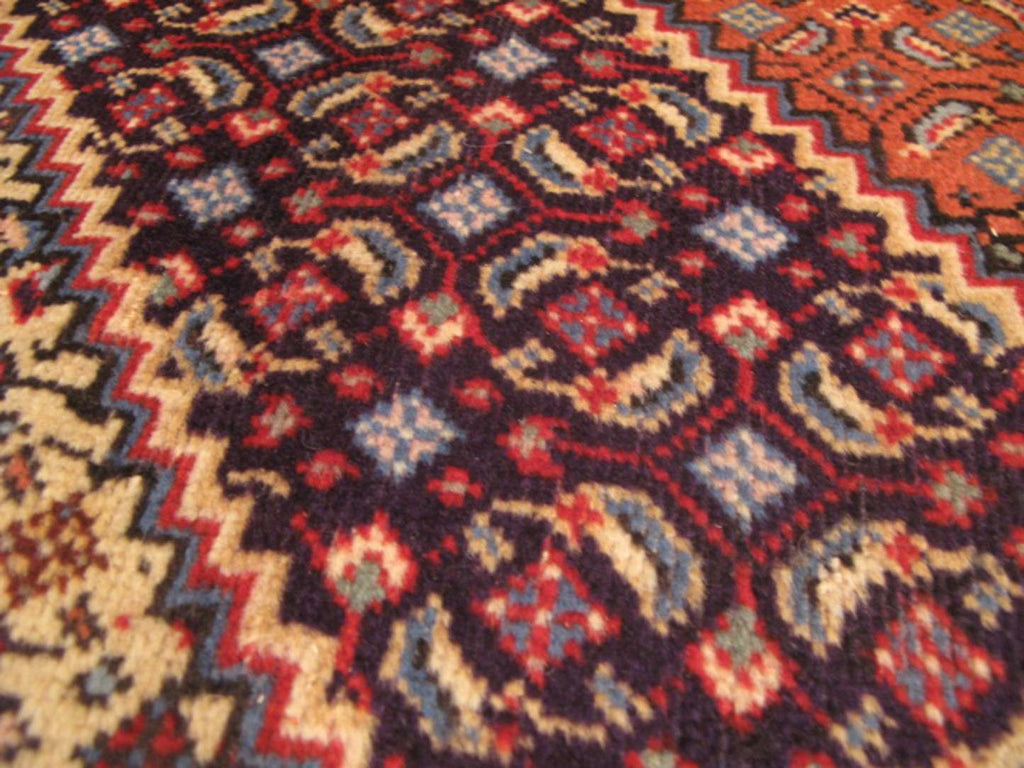 6' 4" x 9' 9" Persian Bijar Rug image 3