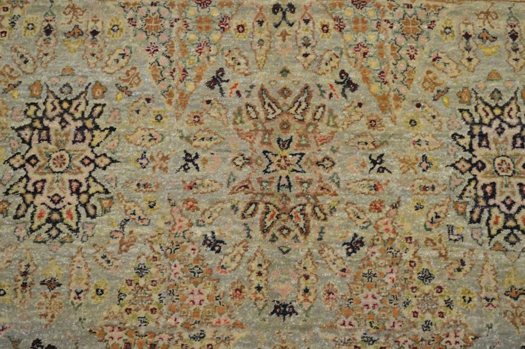 3' 8" x 4' 9" India Agra Rug image 4