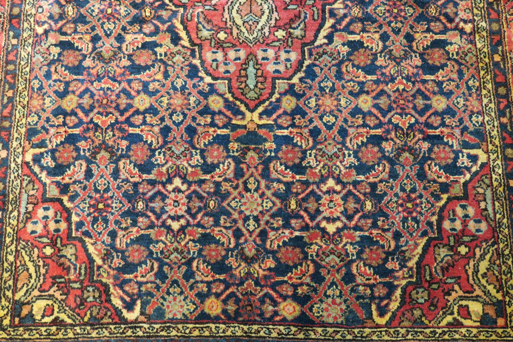 4' 10" x 6' 8" Persian Hamadan Rug image 6