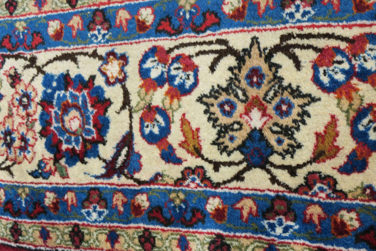 6' 7" x 10' 0" Persian Yaazd Rug image 7