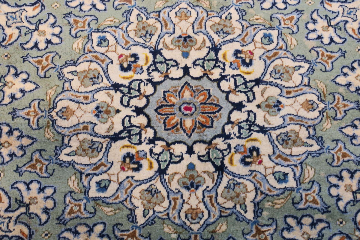9' 7" x 13' 1" Persian Kashan Rug image 8