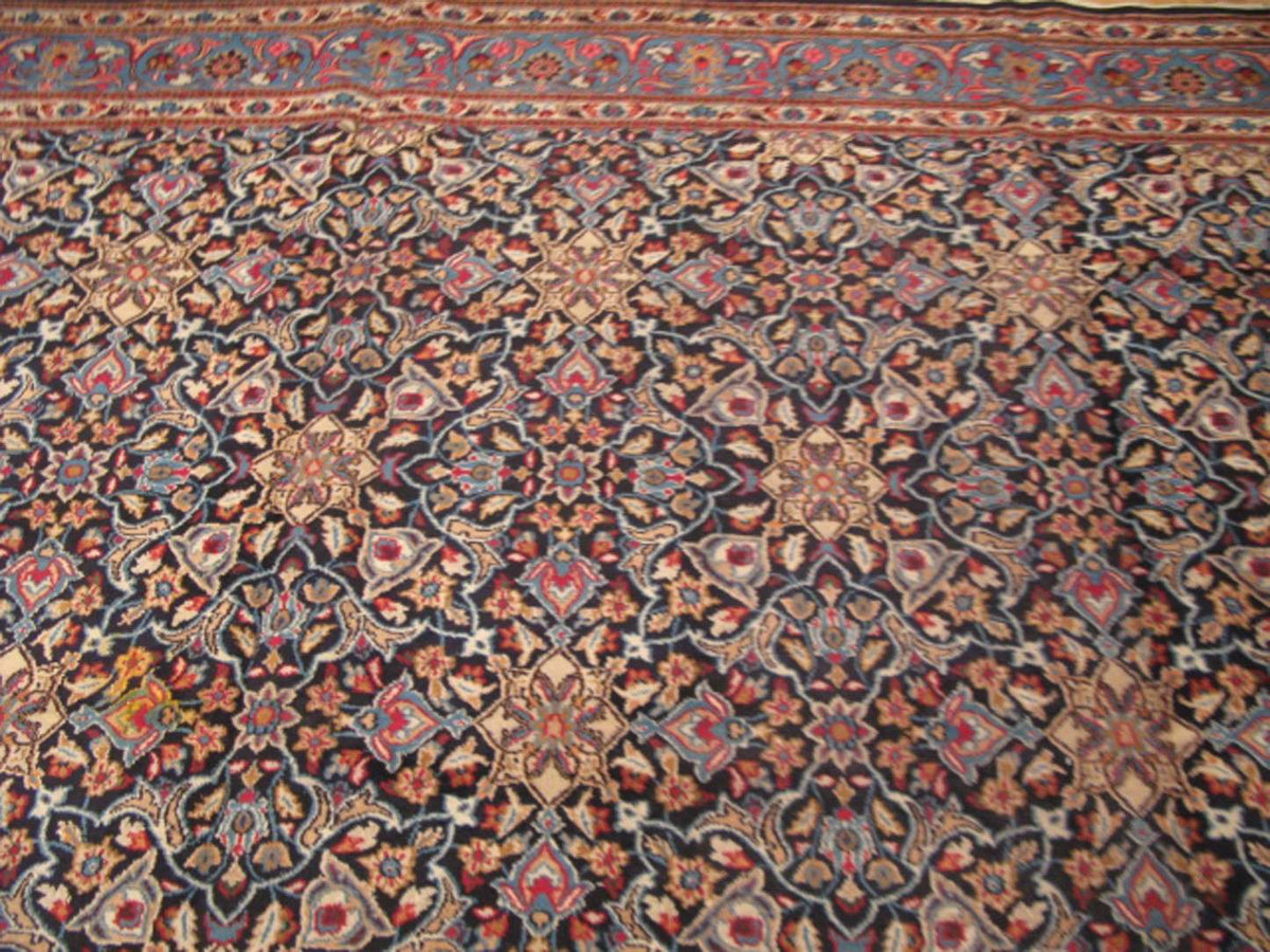 9' 1" x 12' 8" Persian Neyshabur Rug image 9