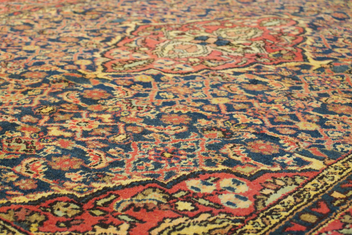 4' 10" x 6' 8" Persian Hamadan Rug image 8