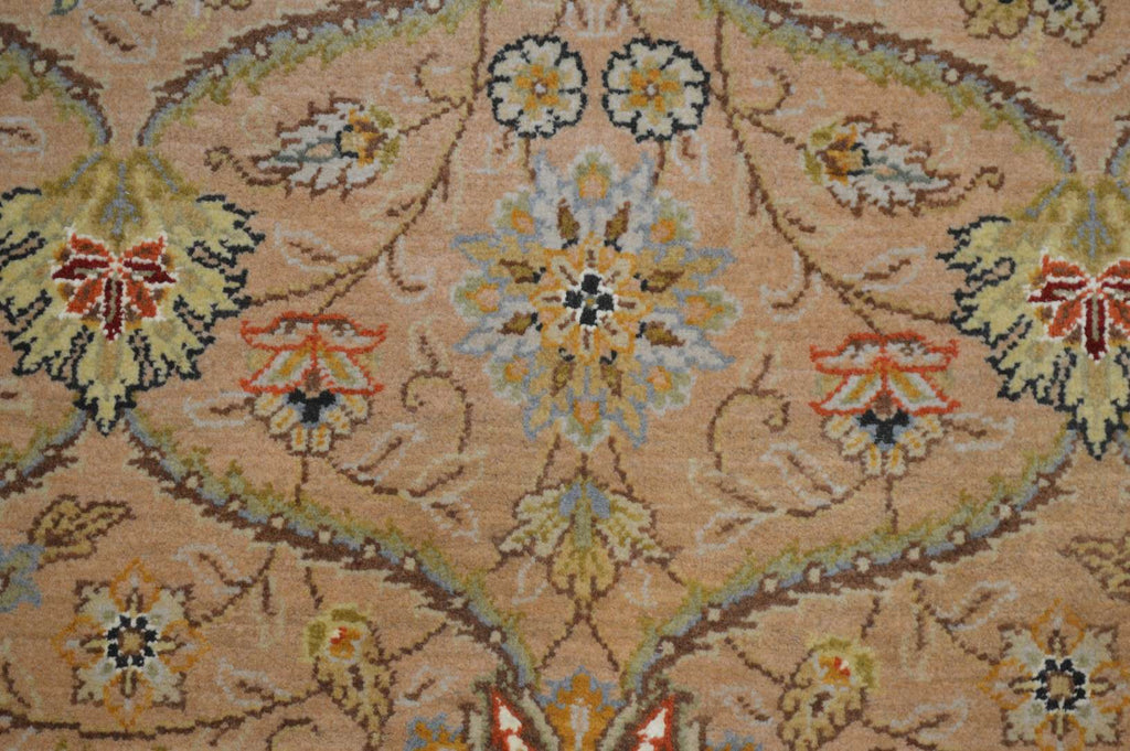 2' 4" x 4' 3" India Agra Rug image 5
