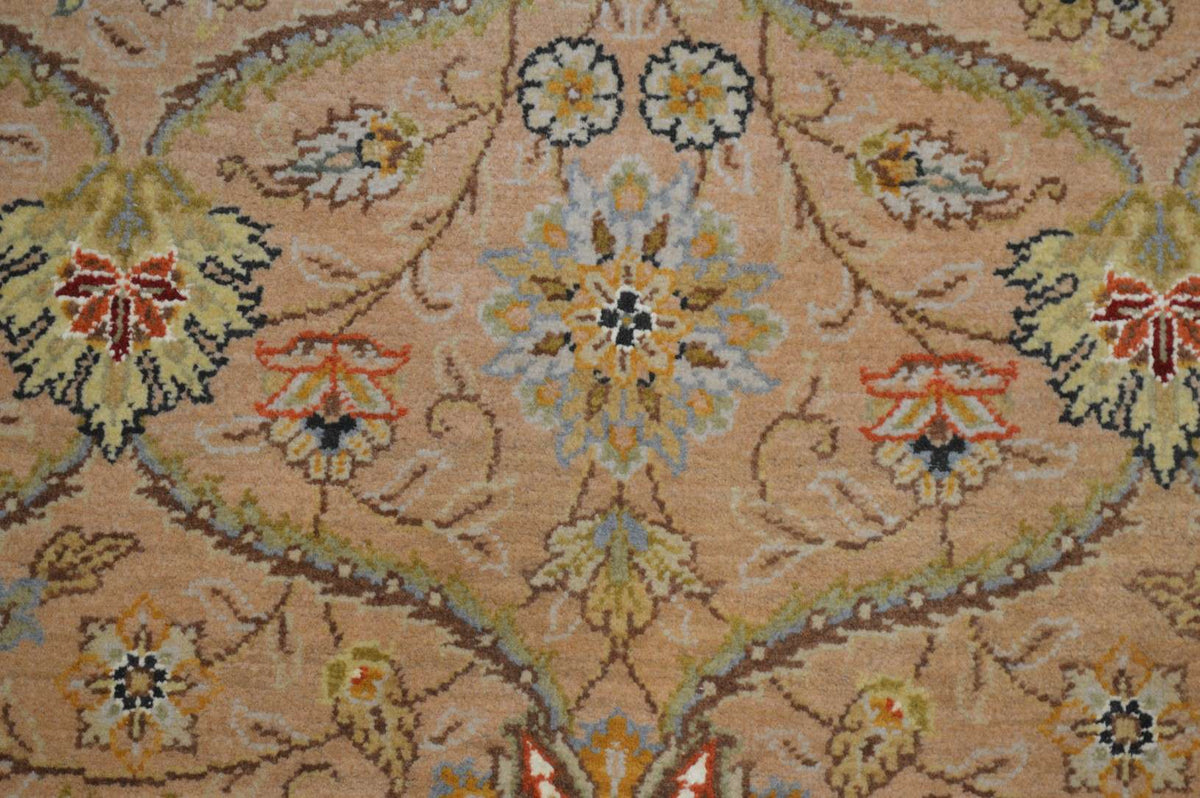 2' 4" x 4' 3" India Agra Rug image 5