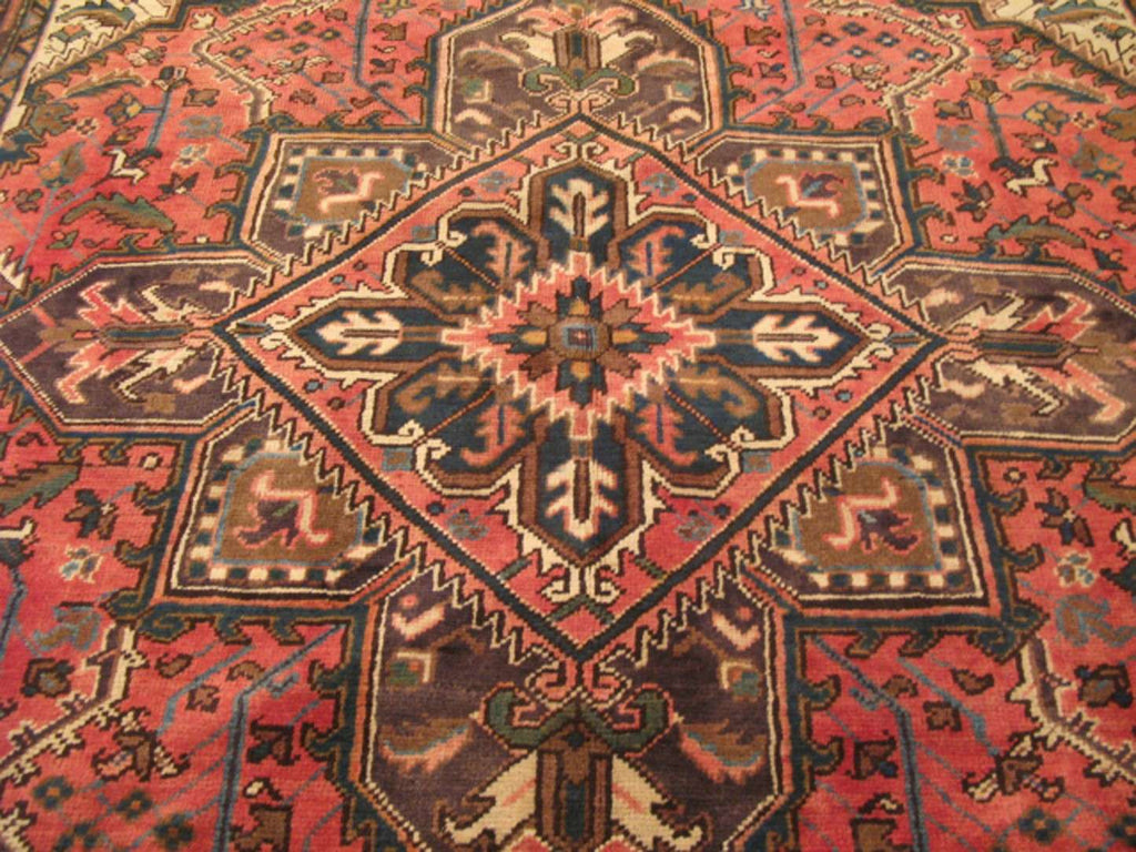 6' 5" x 9' 1" Persian Heriz Rug image 9