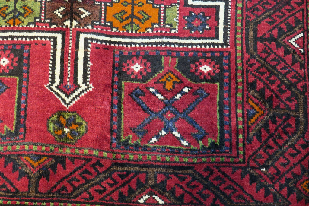 3' 8" x 6' 7" Vintage Baluch Rug image 4