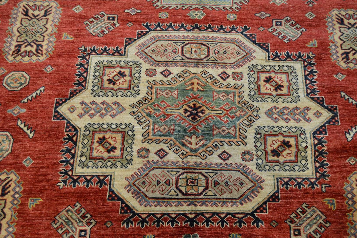 9' 0" x 12' 9" Pakistan Kazak Rug image 3