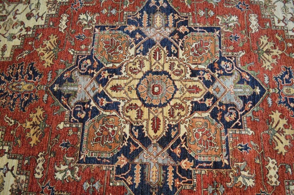 8' 1" x 10' 0" Pakistan Serapi Rug image 7