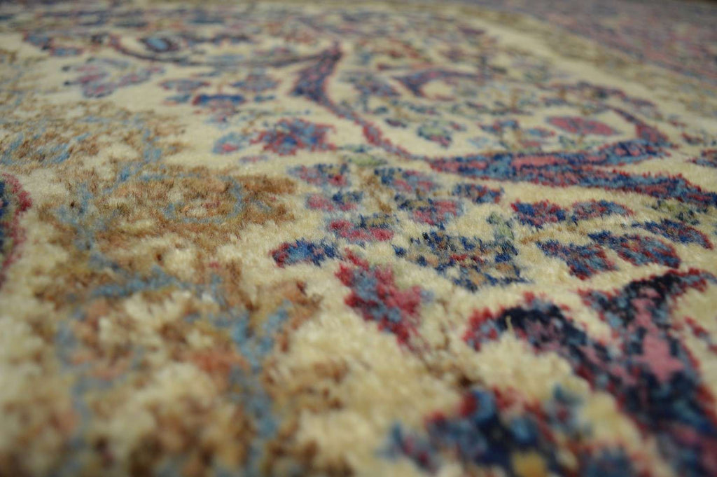 11' 8" x 15' 4" Persian Kerman Rug image 4