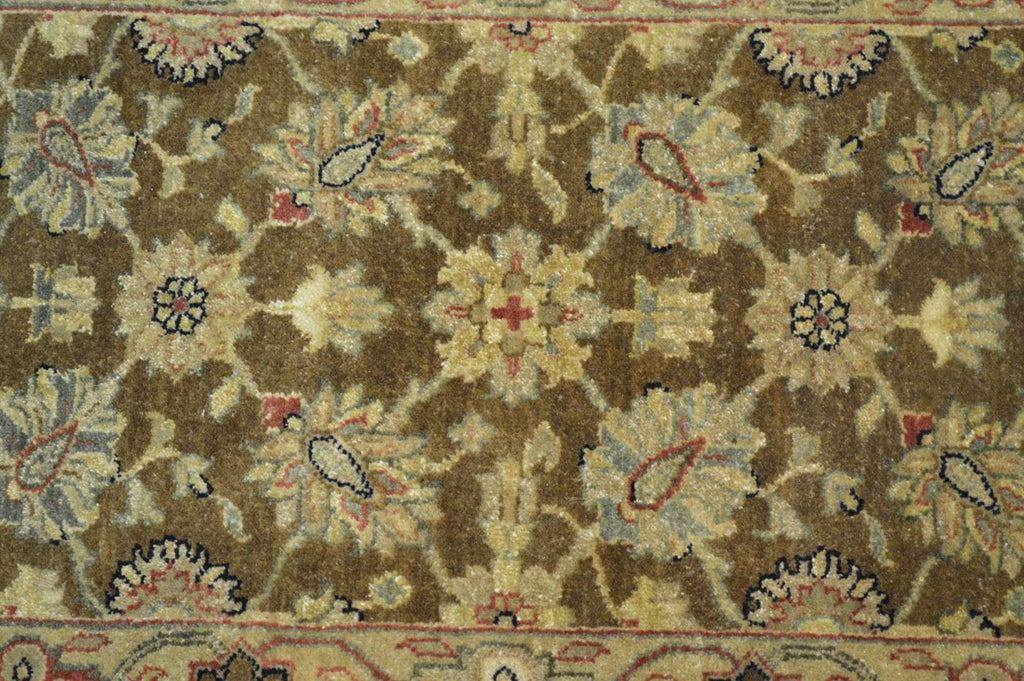 2' 0" x 3' 0" India Peshawar Rug image 3