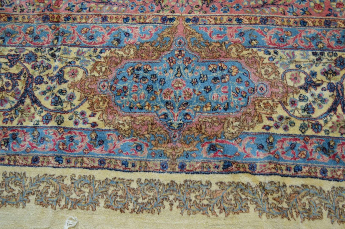 11' 8" x 15' 4" Persian Kerman Rug image 3