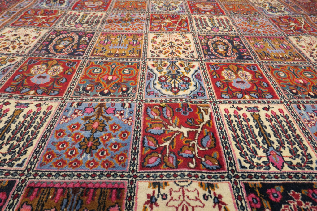 6' 9" x 10' 2" Persian Moud Rug image 6