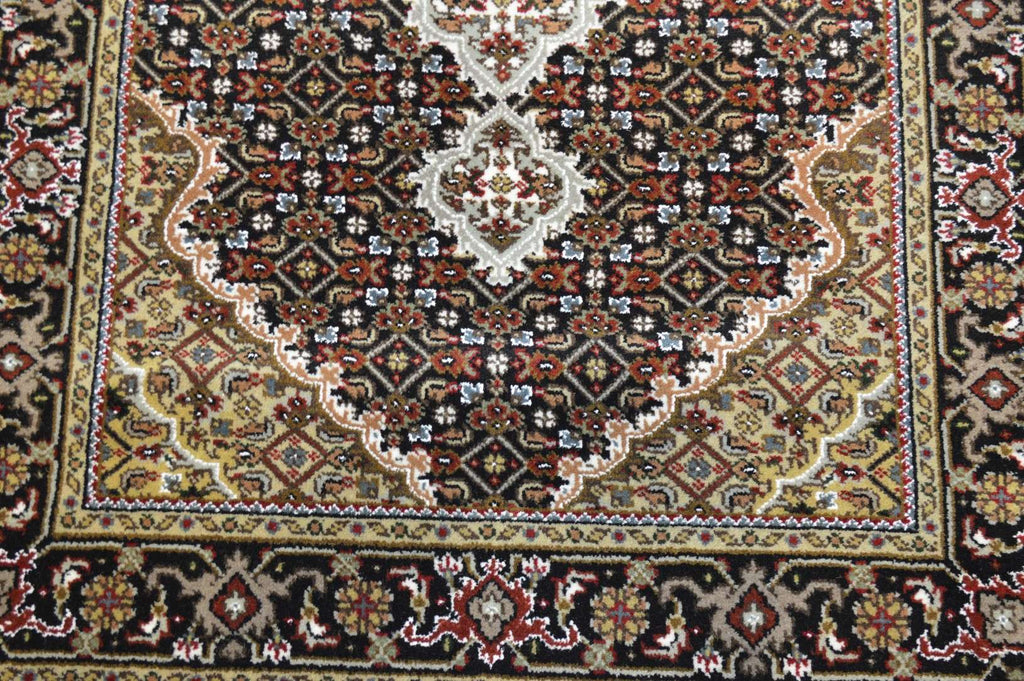 3' 1" x 5' 1" India Bijar Rug image 9