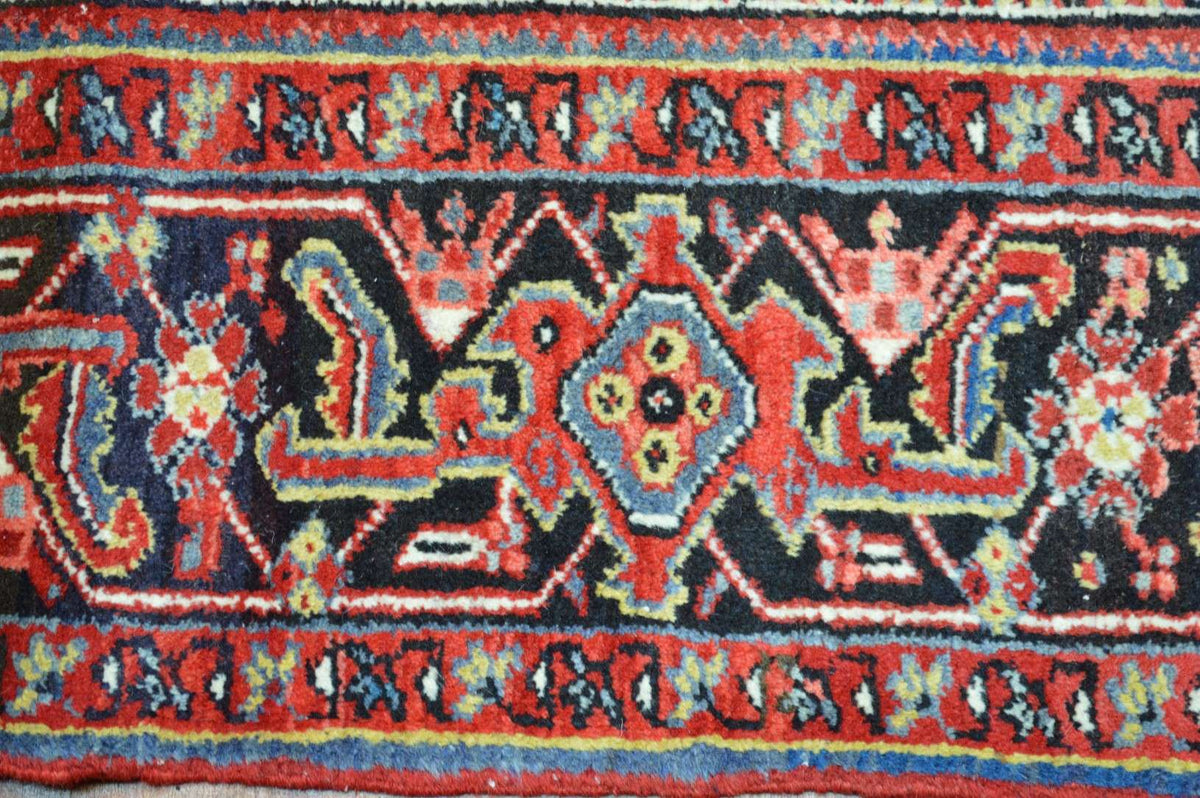 8' 3" x 11' 8" Persian Heriz Rug image 10