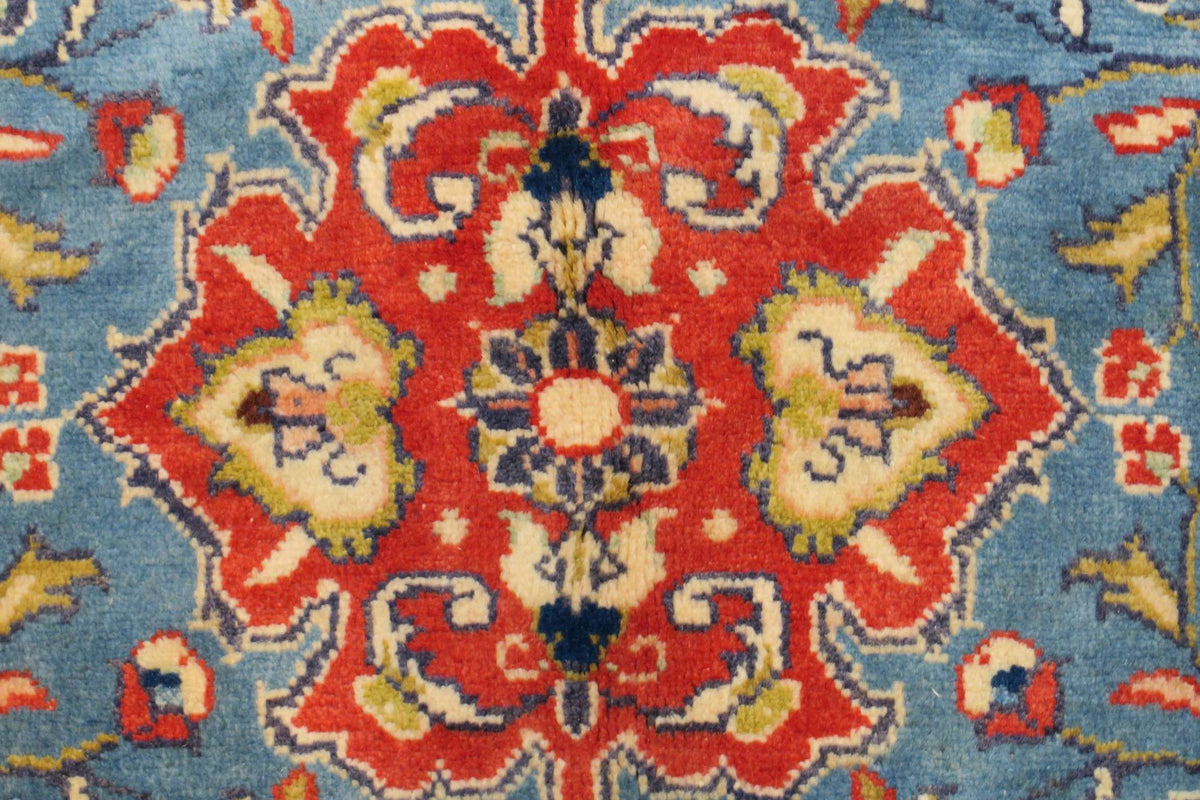3' 5" x 5' 2" Persian Sarouk Rug image 6
