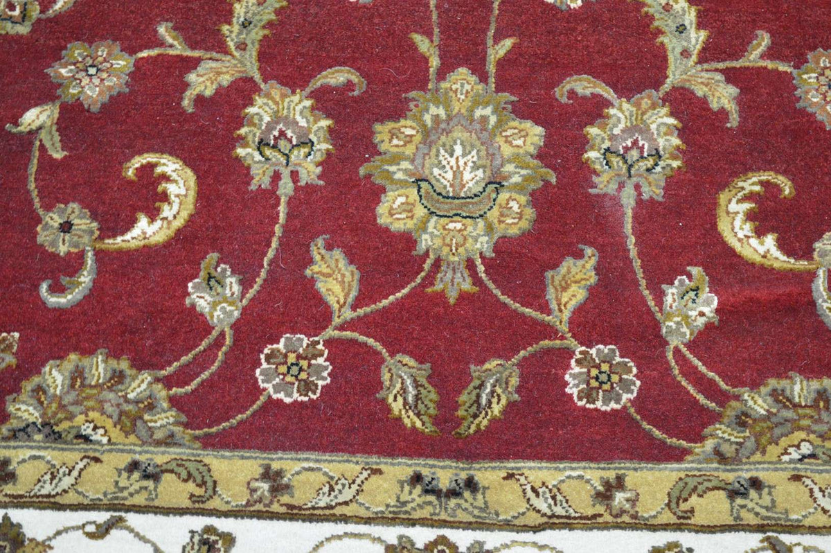 5' 9" x 9' 3" India Tabriz Rug image 5