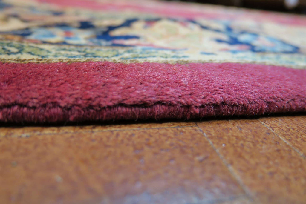 4'6'' x 7'5'' Persian Kerman Rug image 8