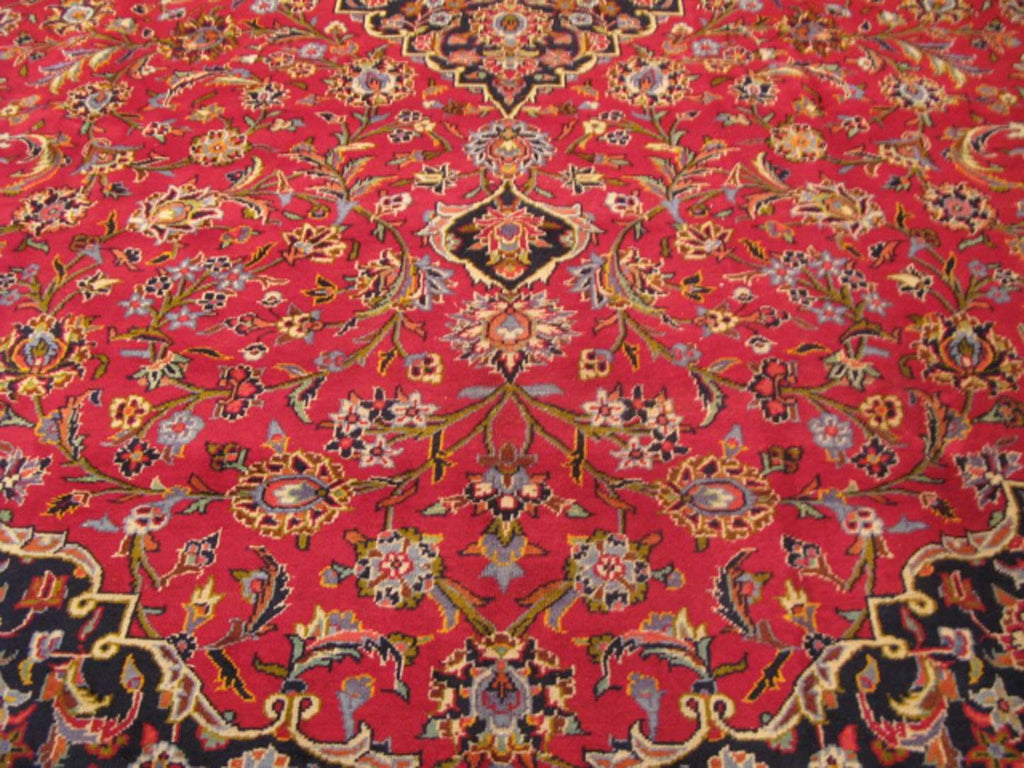 9' 8" x 13' 7" Persian Kashan Rug image 7