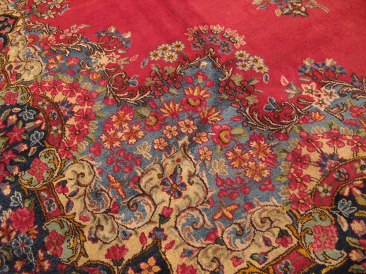 9' 1" x 16' 7" Persian Lavar Rug image 5