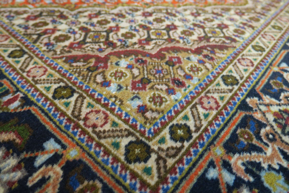 3' 3" x 5' 0" Persian Tabriz Rug image 7