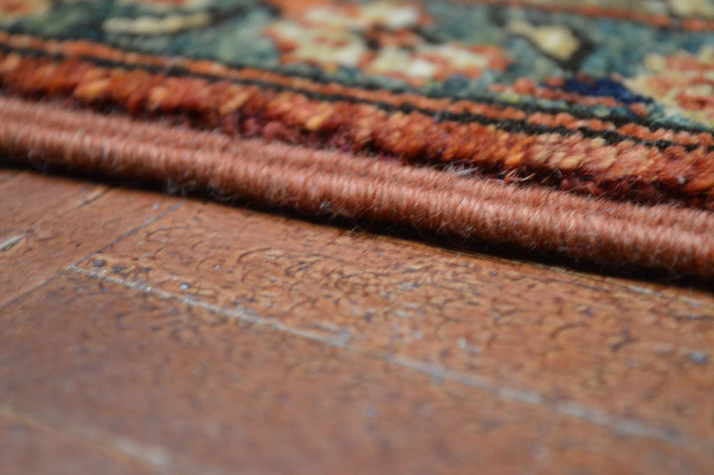 8' 3" x 10' 8" Pakistan Serapi Rug image 10