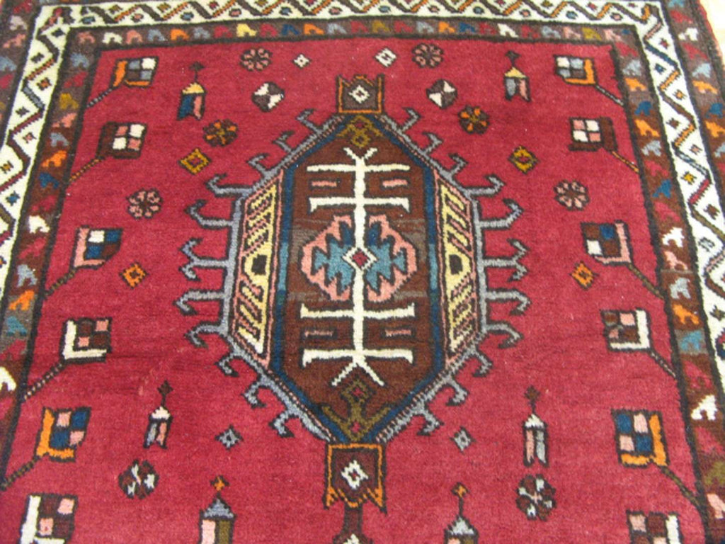 3' 5" x 10' 6" Persian Heriz Runner image 8
